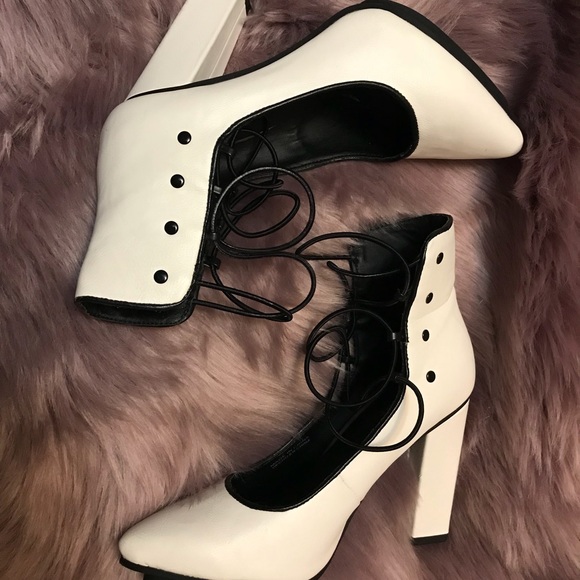 **SOLD** - Picture 5 of 7